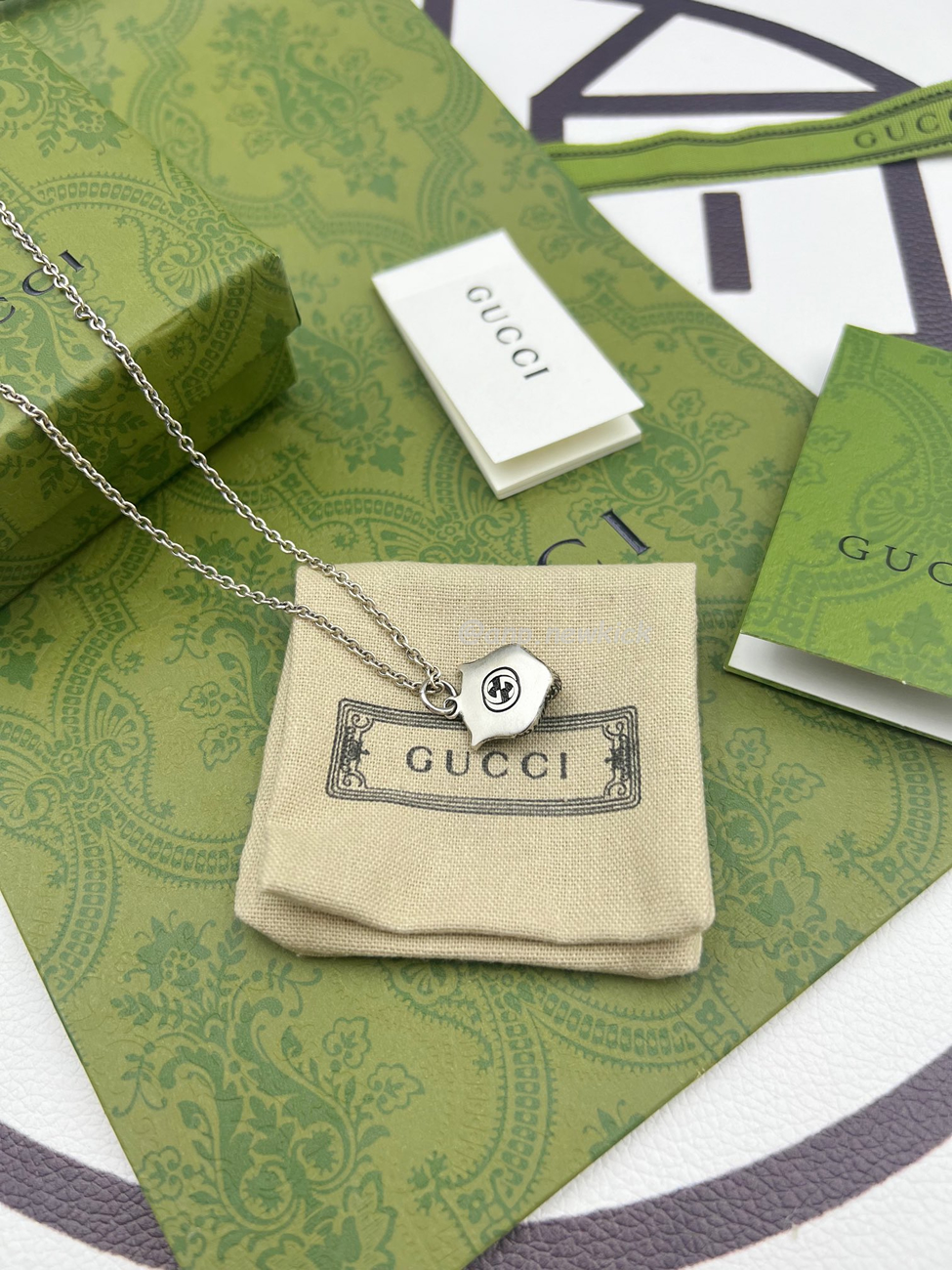 Gucci Silver Necklace With Tiger Pendant Silvery (3) - www.newkick.vip